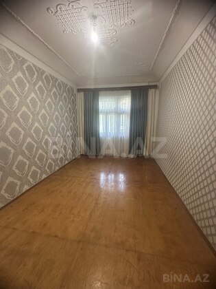 2 otaqlı Köhnə tikili, Neftçilər m., Bakı
