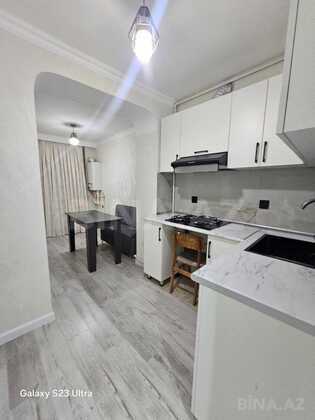 2 otaqlı Köhnə tikili, İnşaatçılar m., Bakı