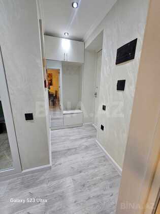 2 otaqlı Köhnə tikili, İnşaatçılar m., Bakı