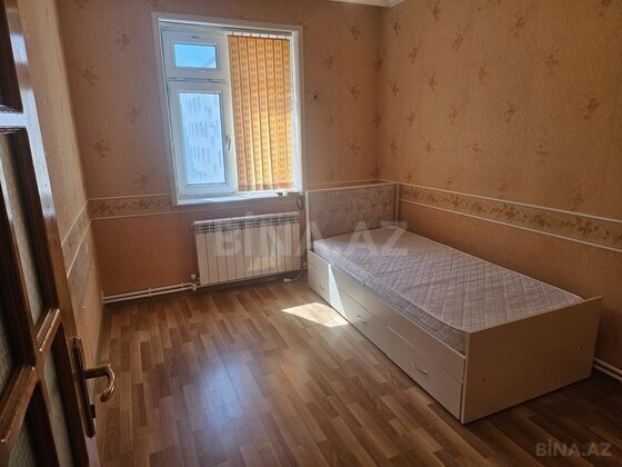 4 otaqlı Köhnə tikili, Badamdar q., Bakı