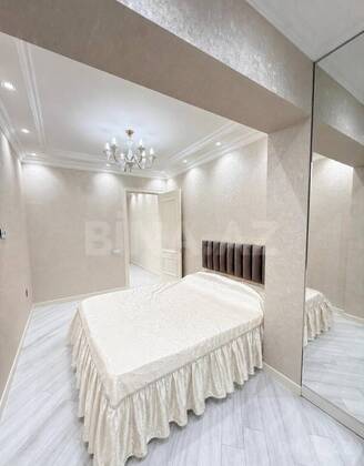 2 otaqlı Köhnə tikili, Azadlıq Prospekti m., Bakı