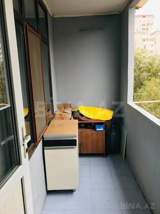 4 otaqlı Köhnə tikili, Həzi Aslanov m., Bakı