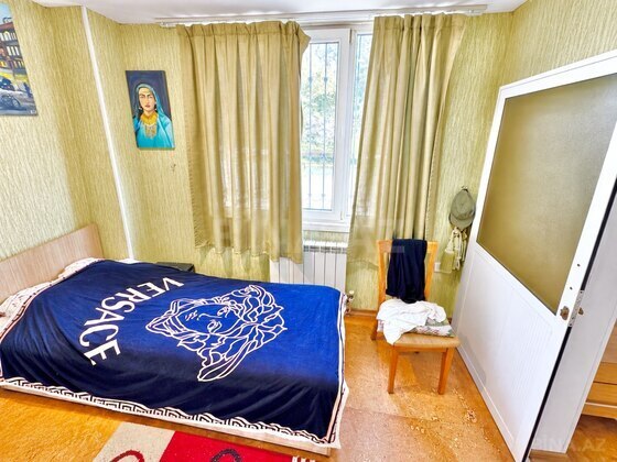 3 otaqlı Köhnə tikili, Qara Qarayev m., Bakı