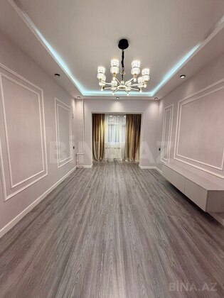 3 otaqlı Köhnə tikili, Həzi Aslanov m., Bakı