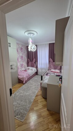 3 otaqlı Köhnə tikili, Bakıxanov q., Bakı