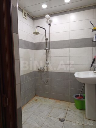 3 otaqlı Köhnə tikili, Həzi Aslanov m., Bakı