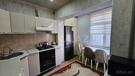 4 otaqlı Köhnə tikili, Əhmədli m., Bakı