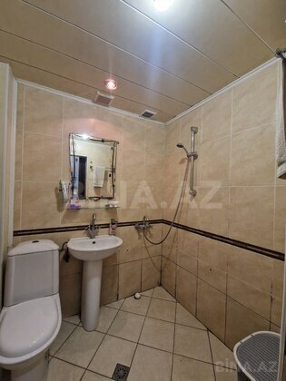 2 otaqlı Köhnə tikili, İnşaatçılar m., Bakı