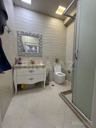 3 otaqlı Yeni tikili, İnşaatçılar m., Bakı