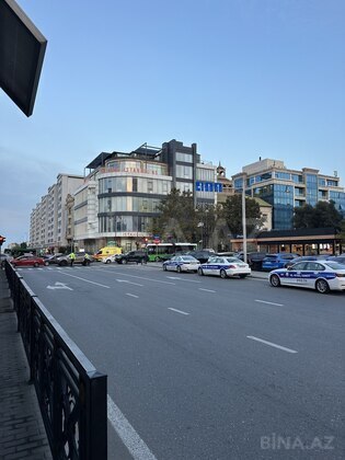 3 otaqlı Köhnə tikili, Binəqədi r., Bakı