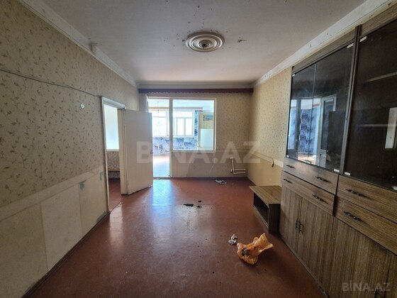 3 otaqlı Köhnə tikili, Azadlıq Prospekti m., Bakı