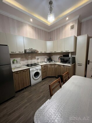 3 otaqlı Yeni tikili, 28 May m., Bakı