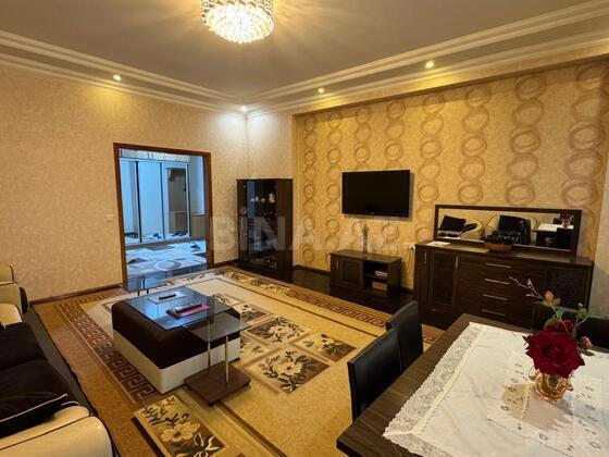 3 otaqlı Yeni tikili, 8 Noyabr m., Bakı