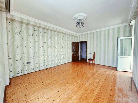3 otaqlı Yeni tikili, Neftçilər m., Bakı