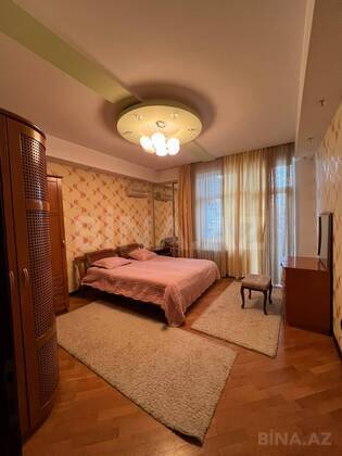 6 otaqlı Yeni tikili, 8 Noyabr m., Bakı