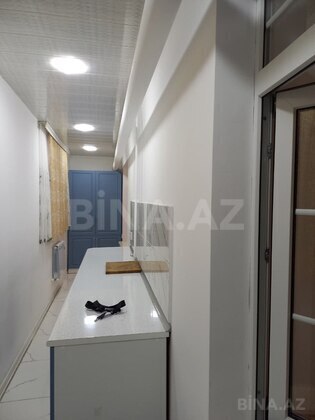 3 otaqlı Köhnə tikili, Xalqlar Dostluğu m., Bakı