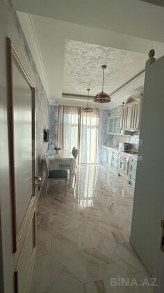 3 otaqlı Yeni tikili, Şah İsmayıl Xətai m., Bakı