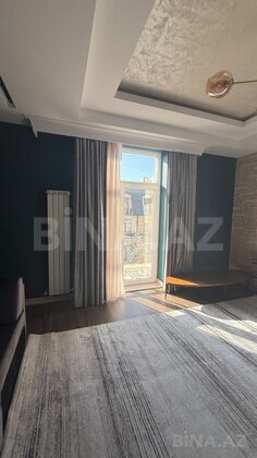 3 otaqlı Yeni tikili, Şah İsmayıl Xətai m., Bakı