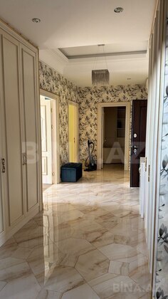 3 otaqlı Yeni tikili, Şah İsmayıl Xətai m., Bakı