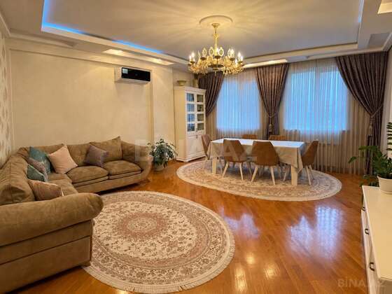 3 otaqlı Yeni tikili, Bakıxanov q., Bakı