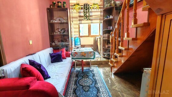 2 otaqlı Köhnə tikili, Nizami m., Bakı