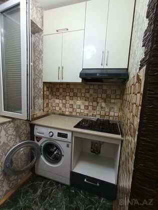 3 otaqlı Köhnə tikili, Qaraçuxur q., Bakı