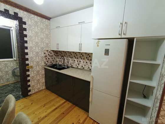 3 otaqlı Köhnə tikili, Qaraçuxur q., Bakı