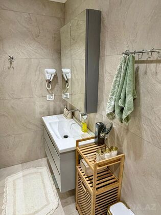 2 otaqlı Yeni tikili, Elmlər Akademiyası m., Bakı
