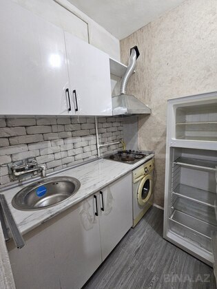 2 otaqlı Köhnə tikili, 7-ci mikrorayon q., Bakı