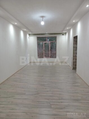 5 otaqlı Həyət evi/Bağ evi, Qaraçuxur q., Bakı