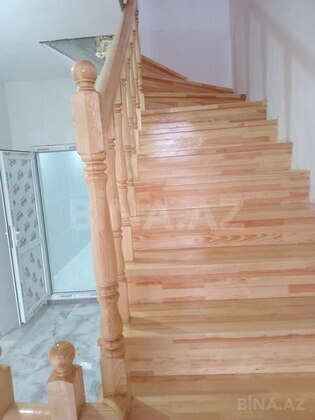 5 otaqlı Həyət evi/Bağ evi, Qaraçuxur q., Bakı