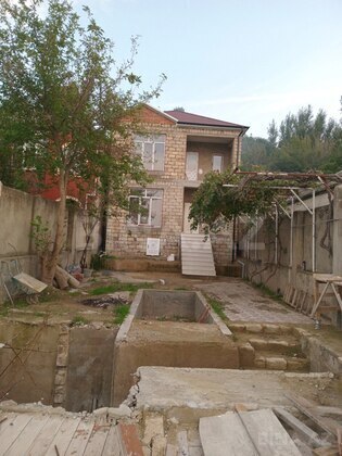 5 otaqlı Həyət evi/Bağ evi, Qaraçuxur q., Bakı