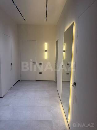 3 otaqlı Yeni tikili, Şah İsmayıl Xətai m., Bakı