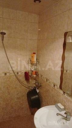 2 otaqlı Köhnə tikili, İnşaatçılar m., Bakı