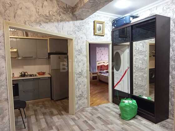 3 otaqlı Yeni tikili, Qara Qarayev m., Bakı