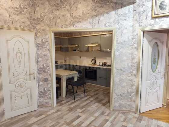 3 otaqlı Yeni tikili, Qara Qarayev m., Bakı