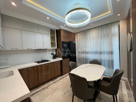 2 otaqlı Yeni tikili, 8 Noyabr m., Bakı