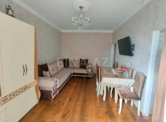 2 otaqlı Köhnə tikili, 20 Yanvar m., Bakı