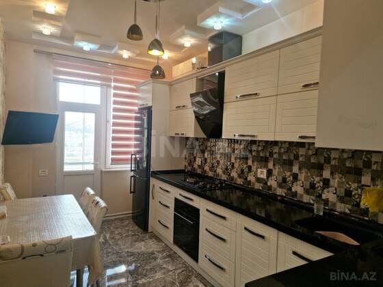 3 otaqlı Yeni tikili, Memar Əcəmi m., Bakı