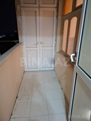 3 otaqlı Köhnə tikili, Həzi Aslanov m., Bakı