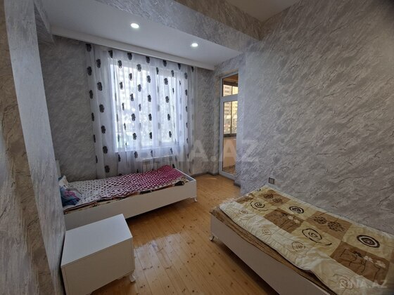 3 otaqlı Yeni tikili, Neftçilər m., Bakı