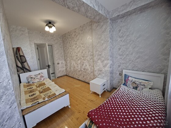 3 otaqlı Yeni tikili, Neftçilər m., Bakı