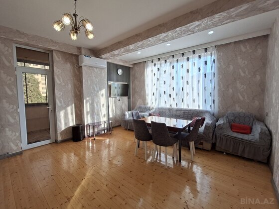 3 otaqlı Yeni tikili, Neftçilər m., Bakı