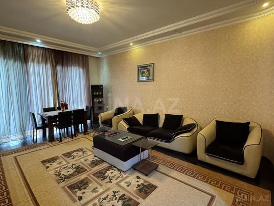 3 otaqlı Yeni tikili, 8 Noyabr m., Bakı