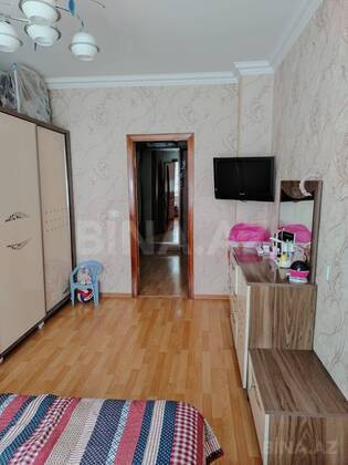 4 otaqlı Köhnə tikili, Həzi Aslanov m., Bakı