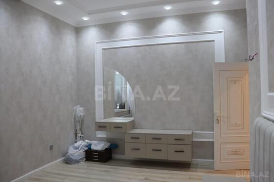 3 otaqlı Yeni tikili, Bakıxanov q., Bakı