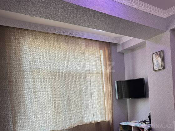 3 otaqlı Yeni tikili, Xırdalan