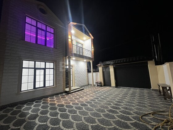 4 otaqlı Həyət evi/Bağ evi, Saray q., Bakı