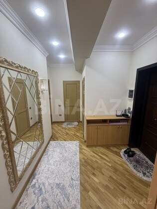 3 otaqlı Yeni tikili, İnşaatçılar m., Bakı
