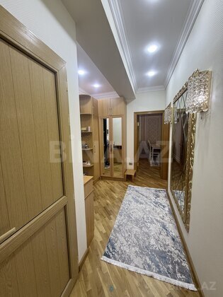 3 otaqlı Yeni tikili, İnşaatçılar m., Bakı
